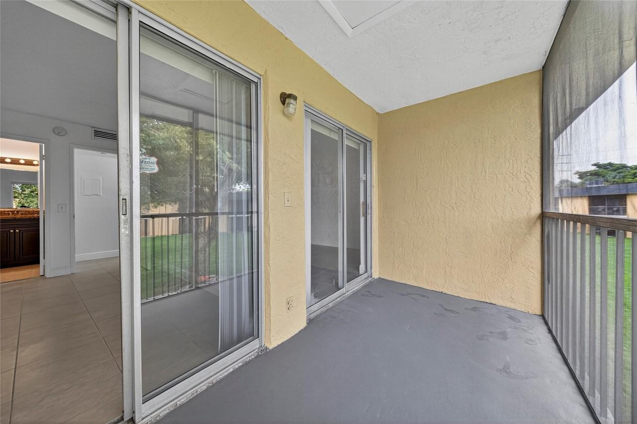 913 Meadows Cir Unit 913 - Photo 2 of 41