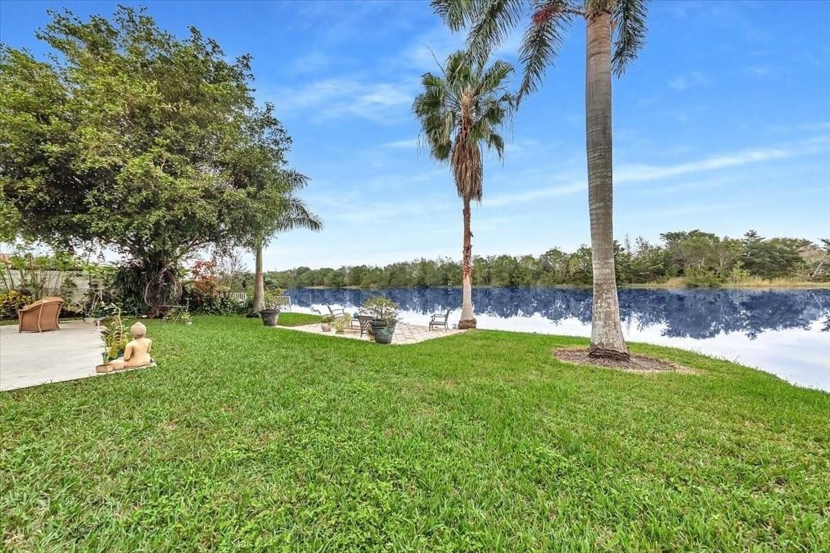 20231 Nw 10th St - Photo 3 of 8