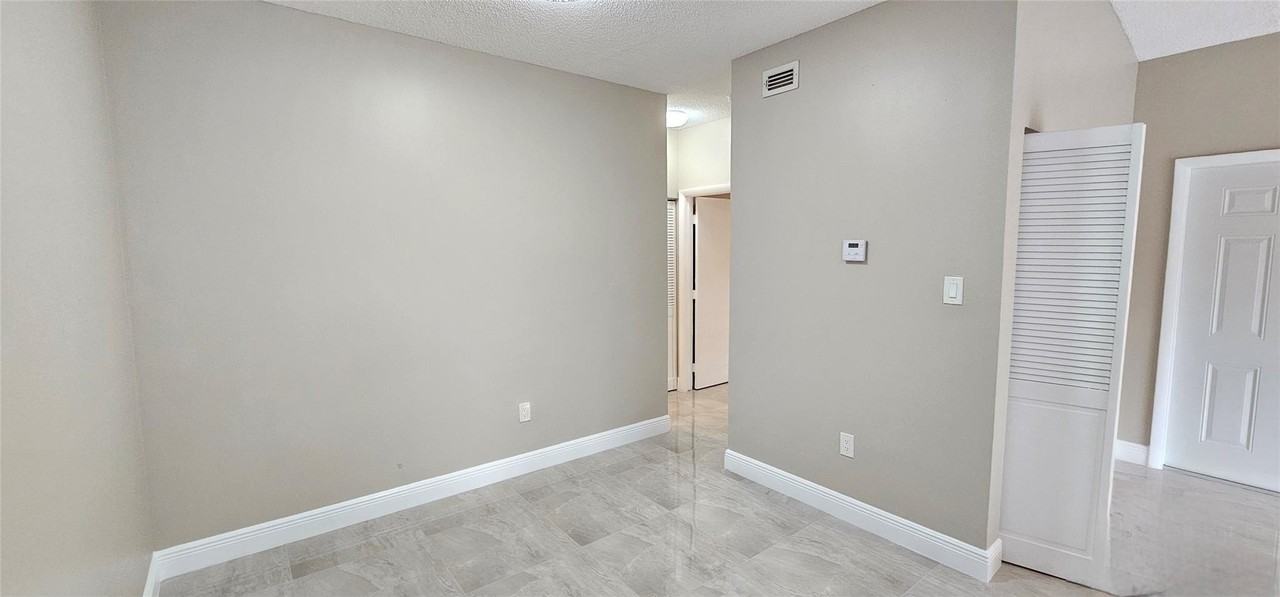 1761 Nw 96th Ter Unit 3g - Photo 6 of 39