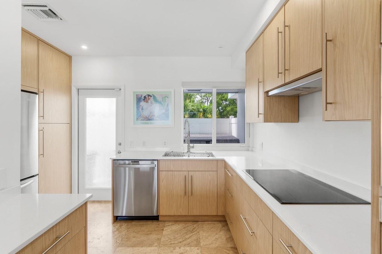 426 Se 17th Ter - Photo 6 of 29