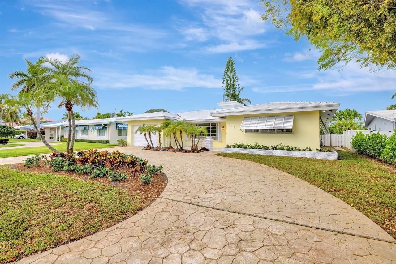 259 Corsair Ave - Photo 4 of 50