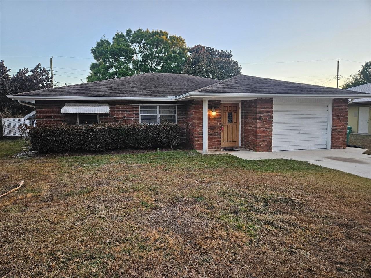 612 Coconut Ave N - Photo 6 of 24