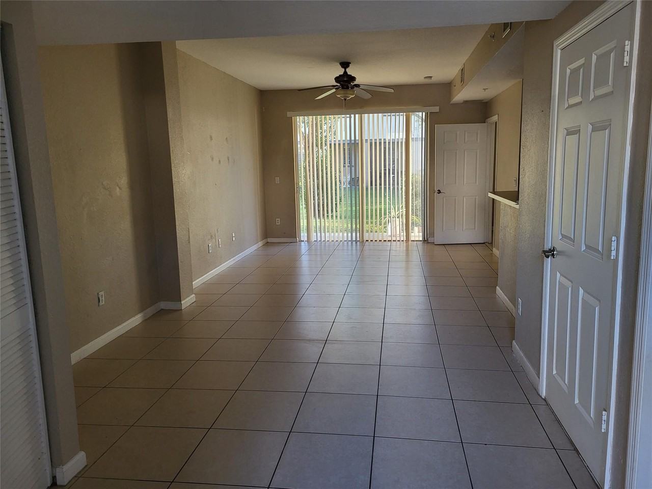 1957 Freeport Ln #1957 - Photo 2 of 14