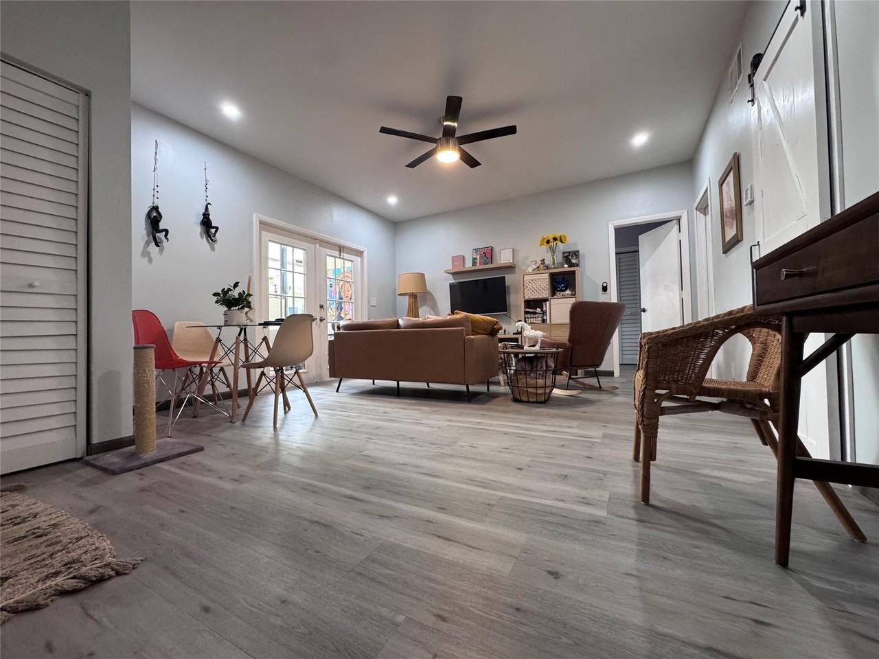 1417 Avon Ln Apt 104 - Photo 2 of 37