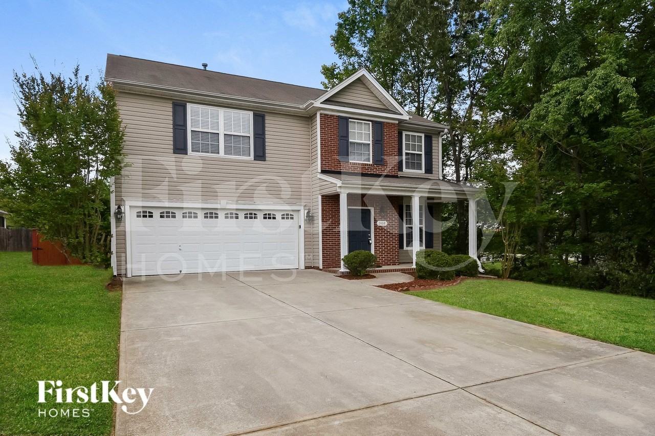 3168 Rock Pond Cir - Photo 2 of 15