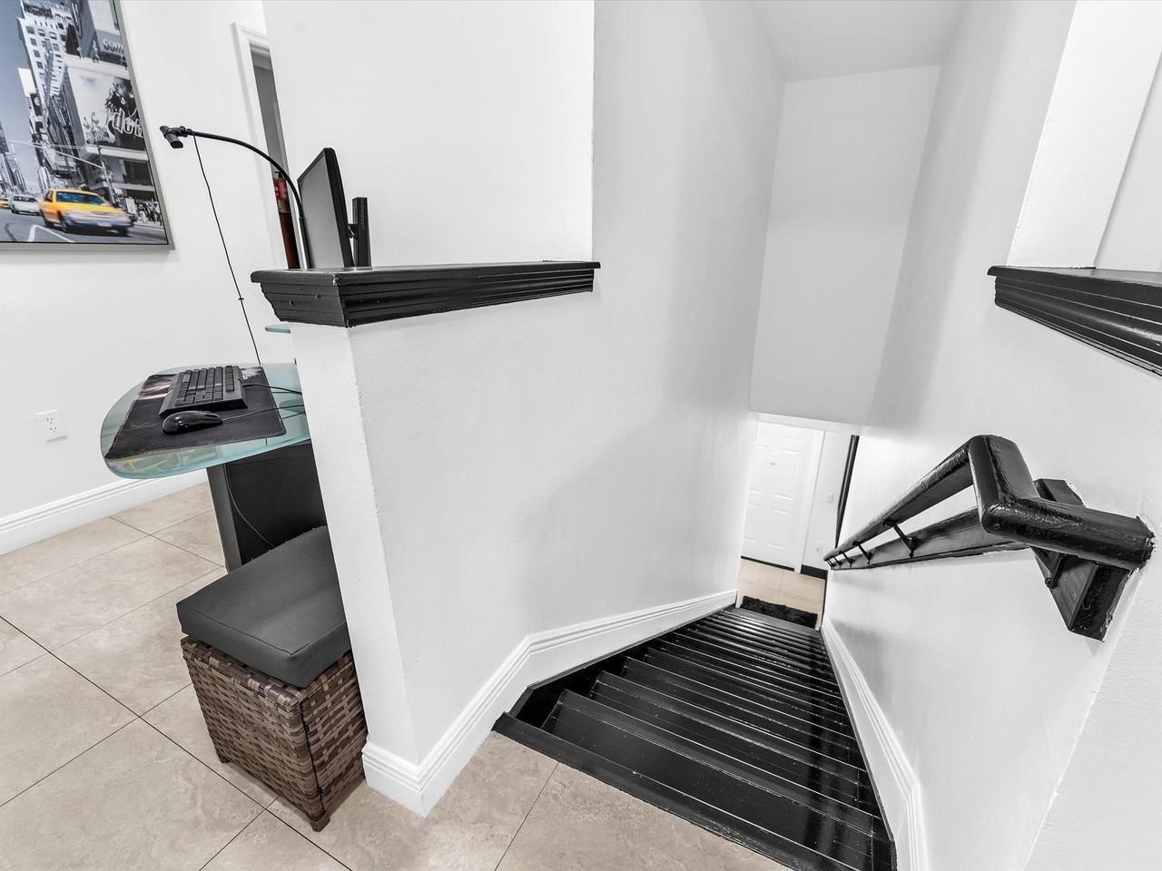 2478 Centergate Dr Apt 202 - Photo 3 of 21