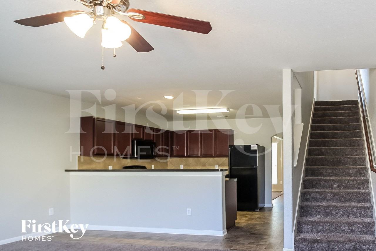 3106 Thicket Path Way - Photo 5 of 15