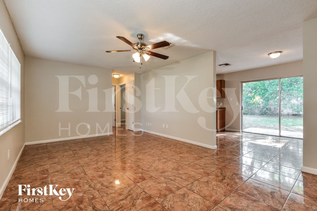 3091 Crane Strand Dr - Photo 2 of 16