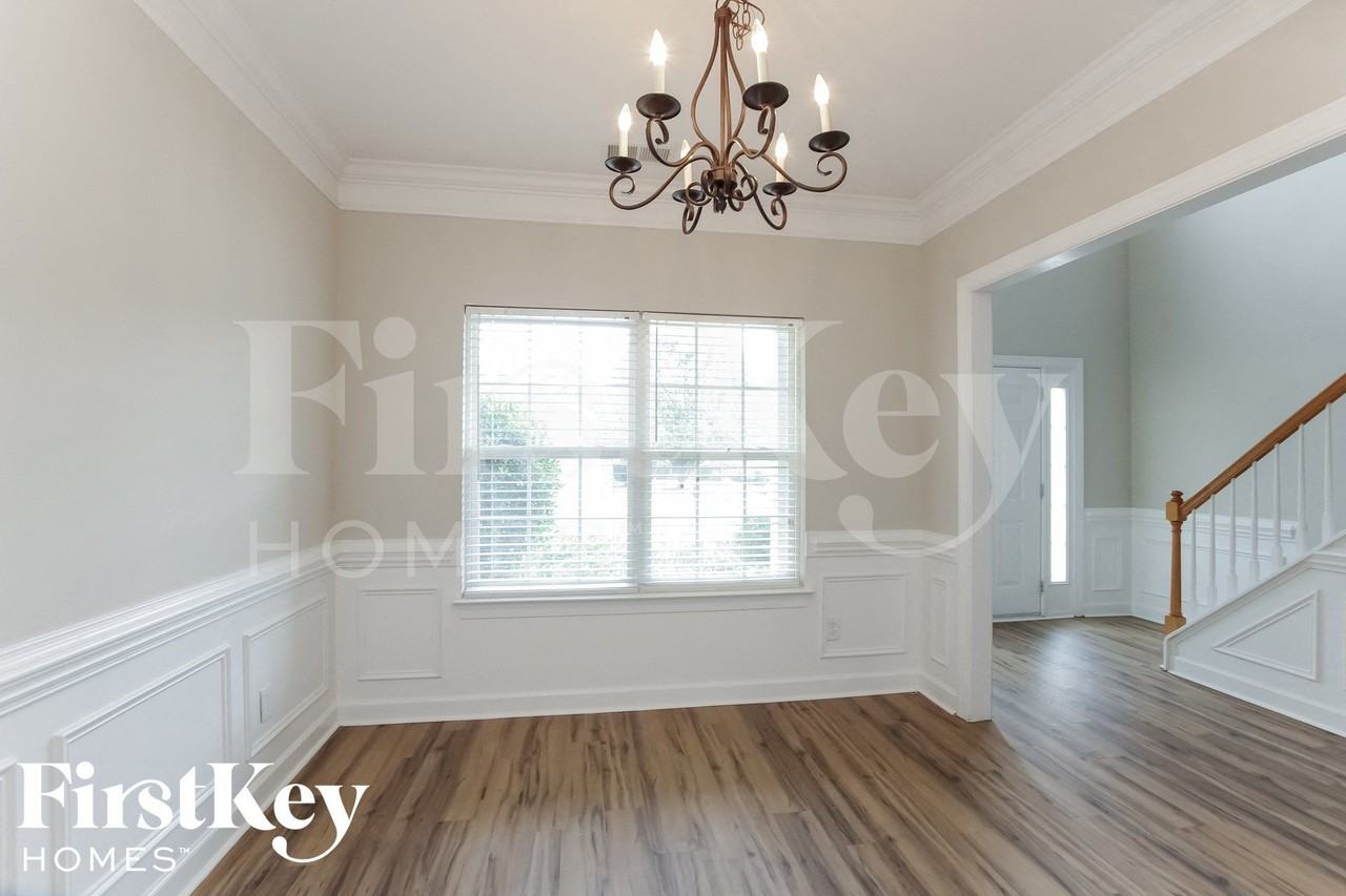 3026 Windsor Meadow Ln - Photo 4 of 15