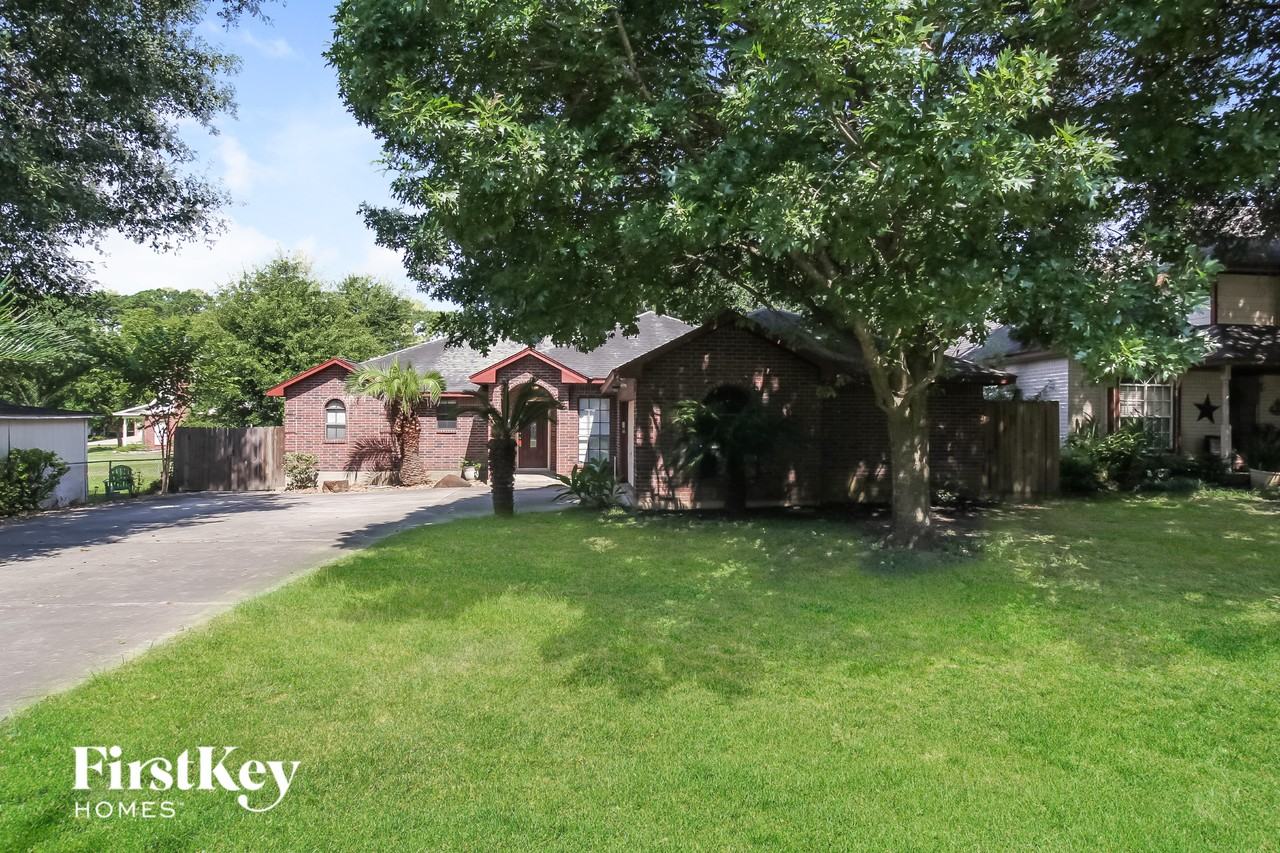 28752 Aloha Ln - Photo 2 of 15