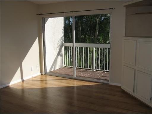 4826 S Hemingway Cir Unit 104 - Photo 3 of 7