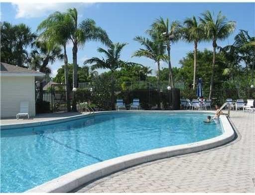 4826 S Hemingway Cir Unit 104 - Photo 5 of 7