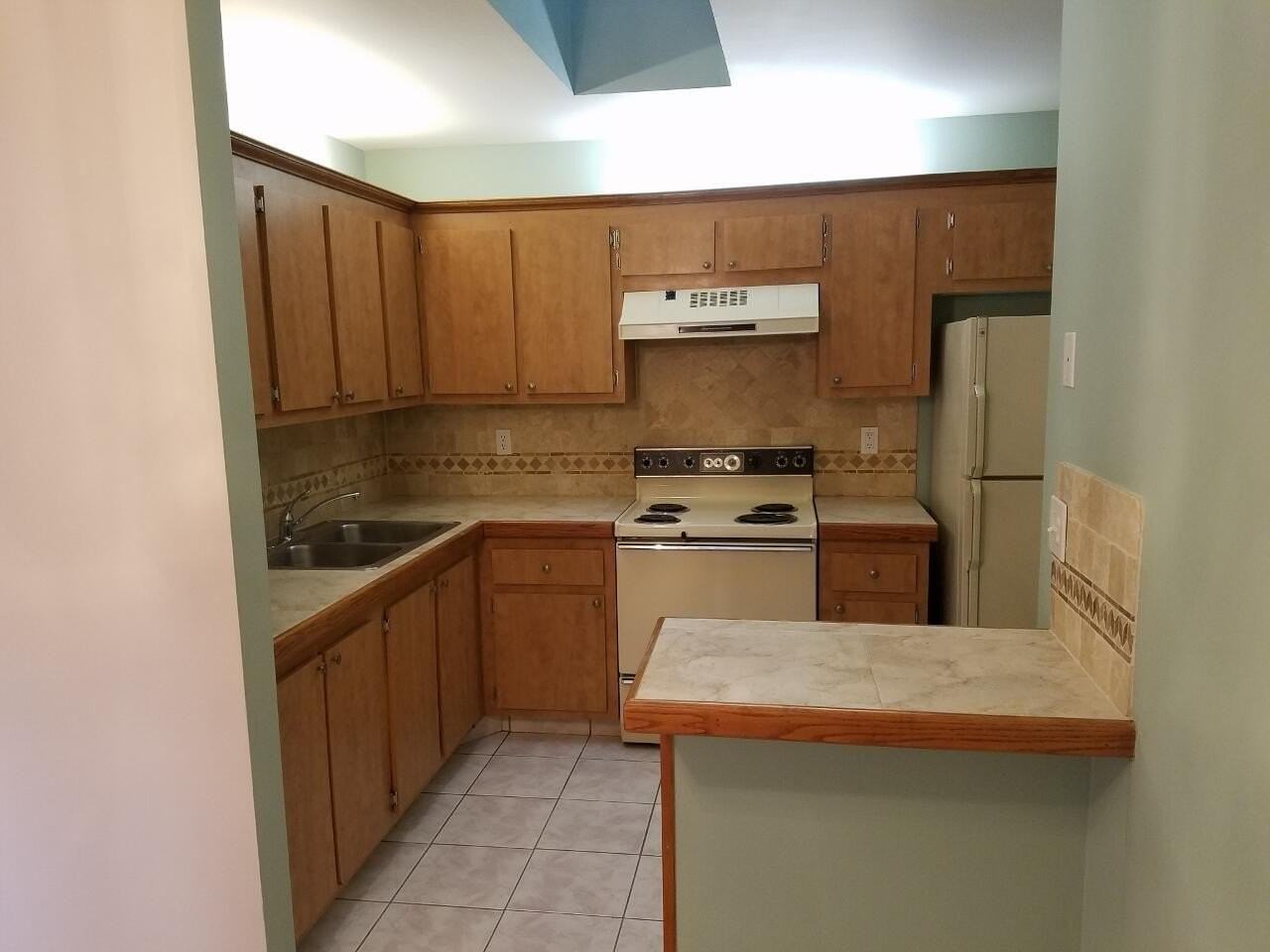 3603 Waterview Cir - Photo 3 of 6