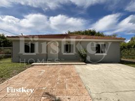 21728 Ingraham Avenue Rd - Photo 1 of 1