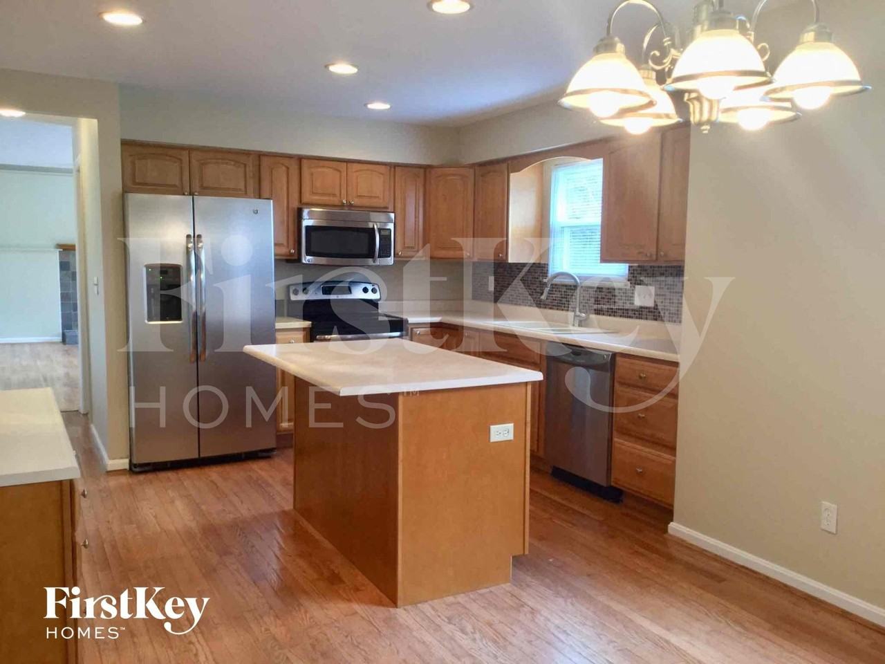 1716 Eastwind Ct - Photo 6 of 14