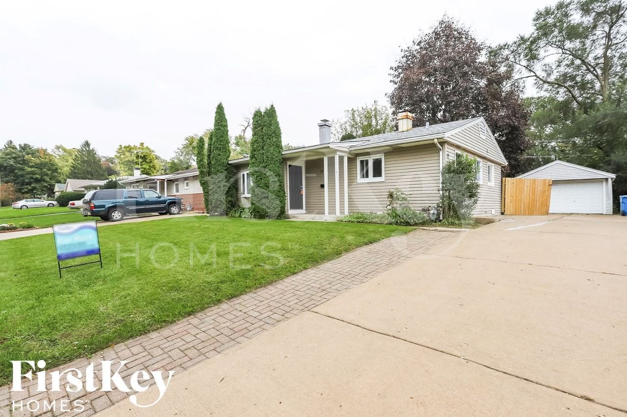 17 Fir St - Photo 2 of 15