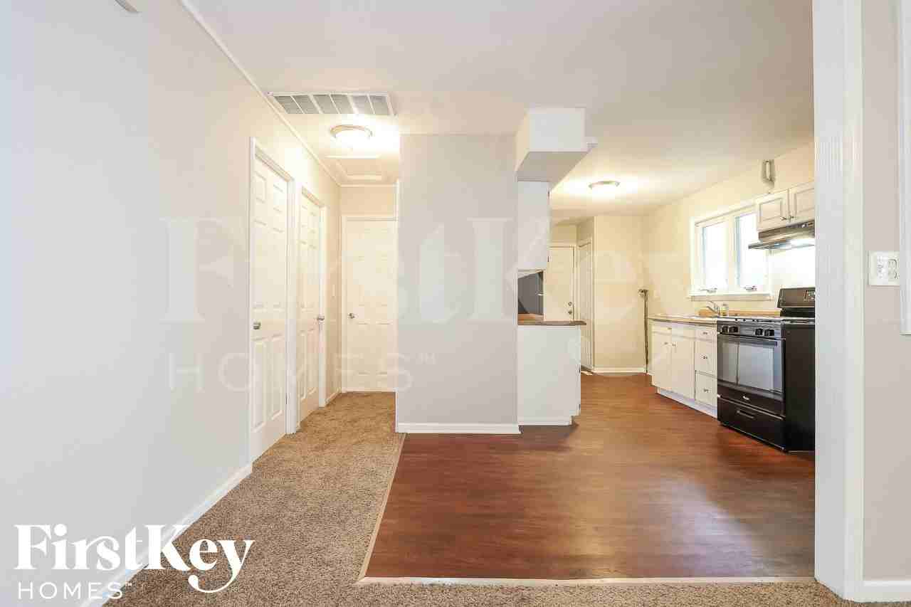 17 Fir St - Photo 5 of 15