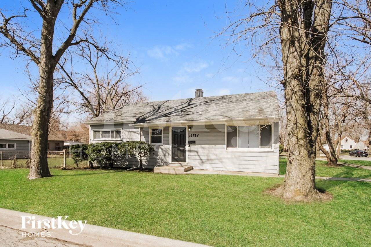 16784 Bulger Ave - Photo 2 of 19