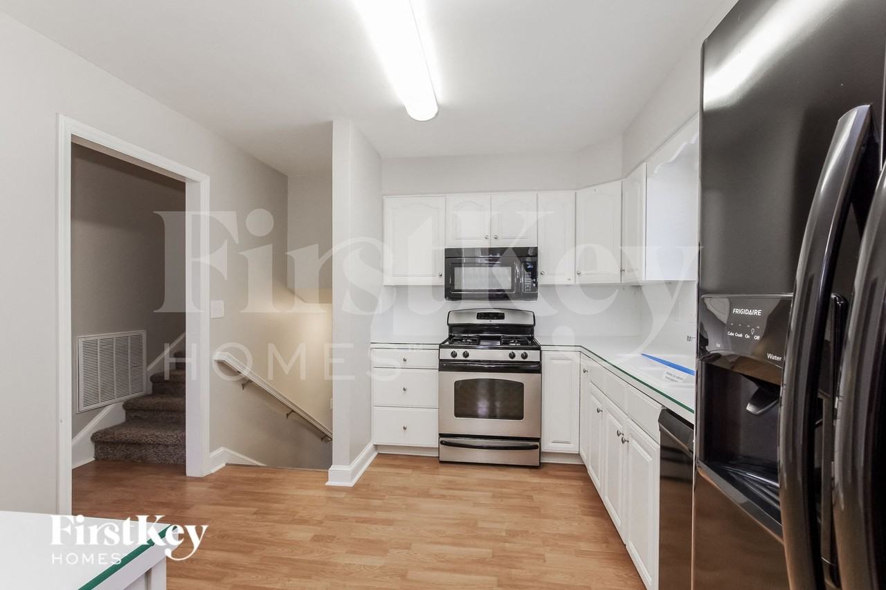 13507 Idlefield Ln - Photo 5 of 15