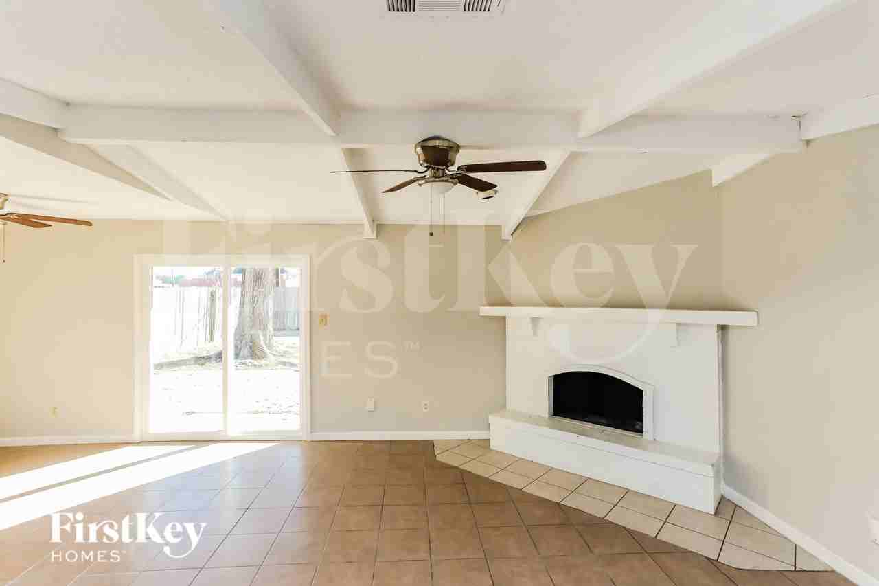 1340 Virgie Joe Dr - Photo 4 of 15