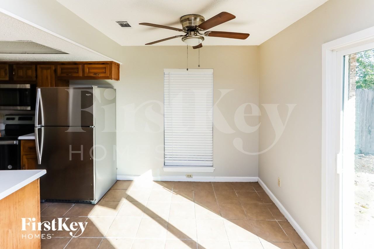 1340 Virgie Joe Dr - Photo 5 of 15