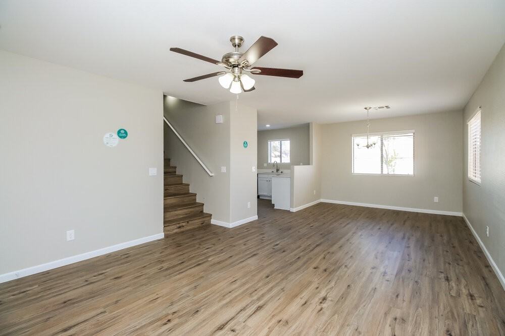 1198 E Dust Devil Dr - Photo 5 of 17