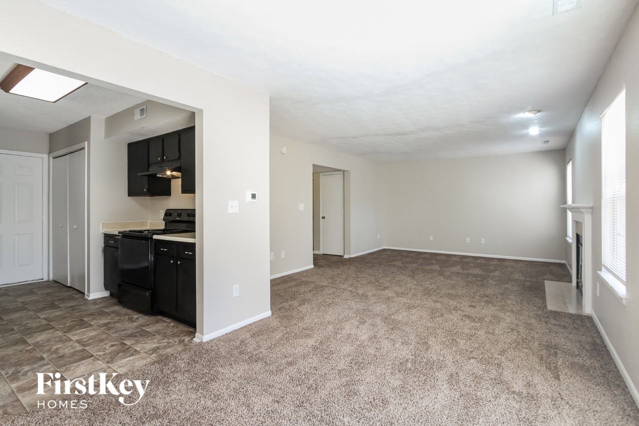 1214 Country Ridge Ln - Photo 4 of 14