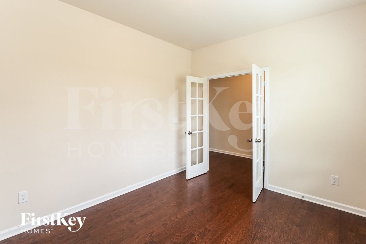 11607 Gilroy Ln - Photo 7 of 15