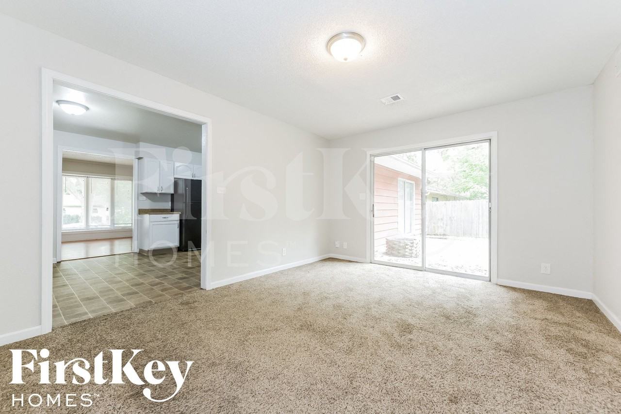 11409 Bristol Ter - Photo 6 of 15