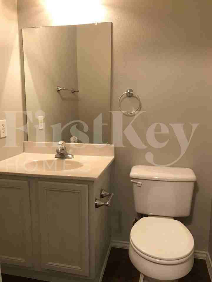 10631 S Shaenridge - Photo 6 of 18