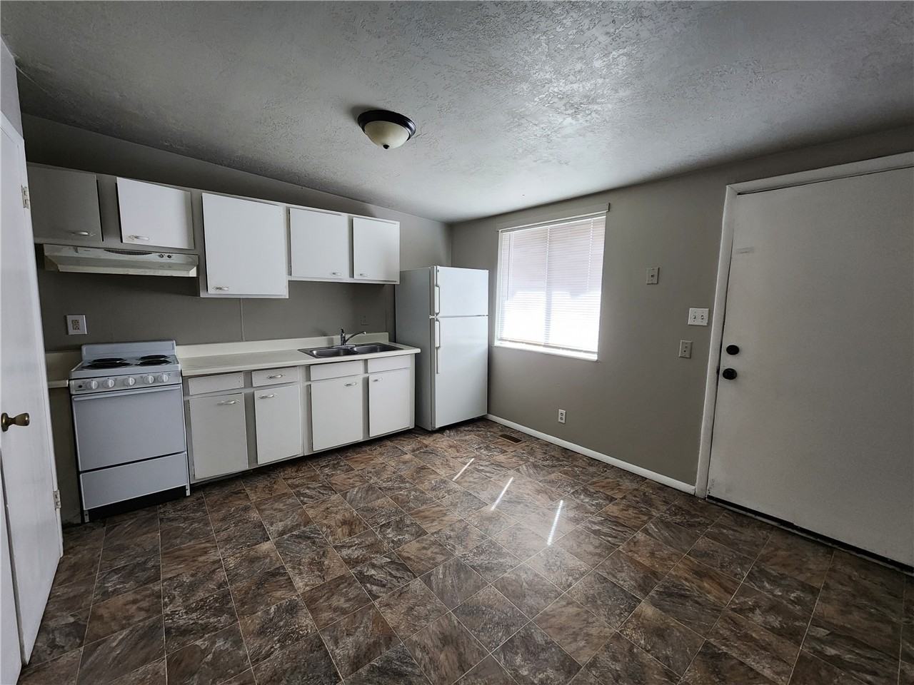 2203 Ws #2209 - Photo 4 of 8