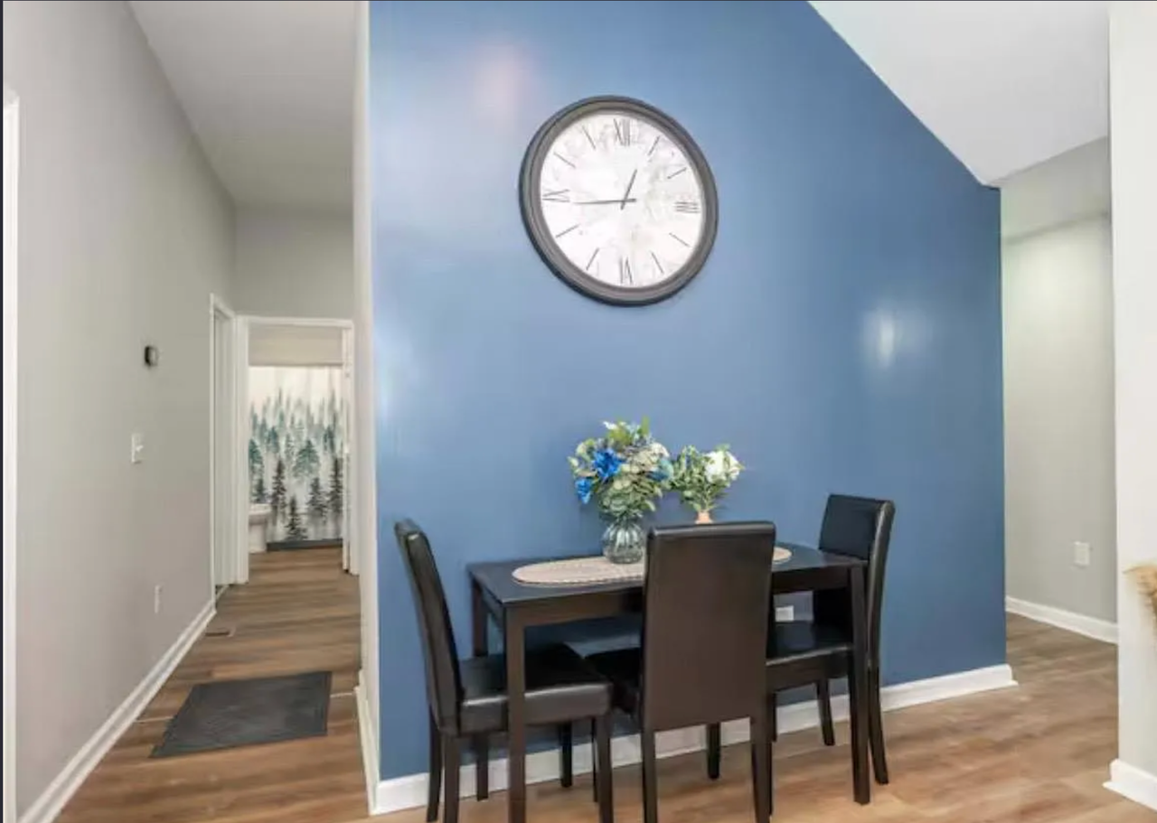 887 Lexington Ave #1 - Photo 4 of 15