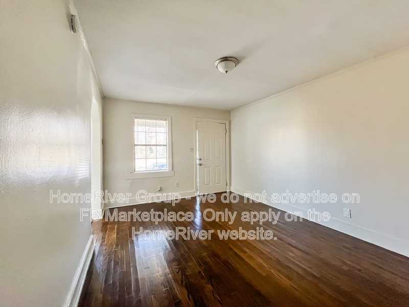 1871 Marjorie St - Photo 2 of 21