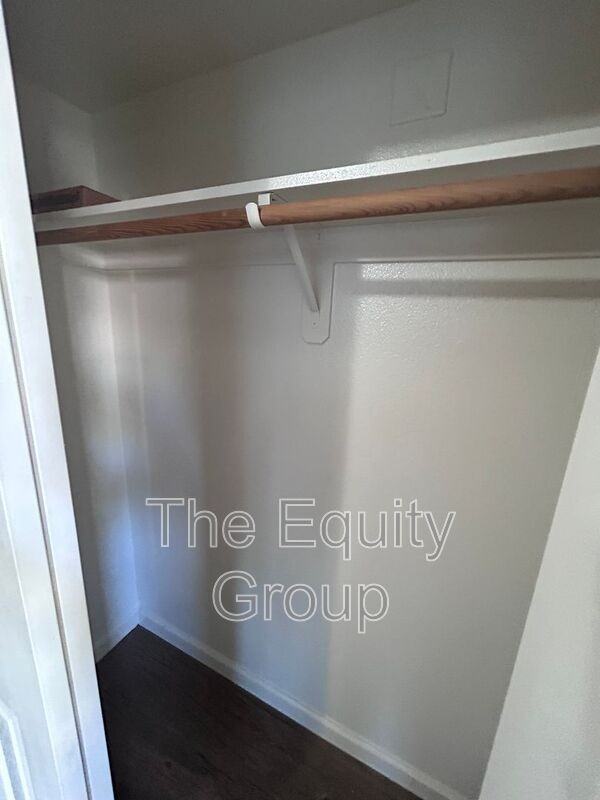 2232 W Lark Ave - Photo 4 of 20