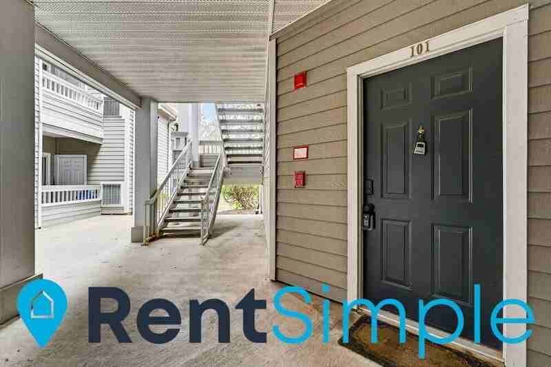 4408 Helmsford Ln #101 - Photo 4 of 36