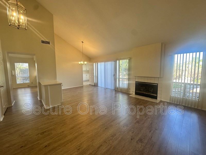 4539 Mcbeth Ct - Photo 4 of 39