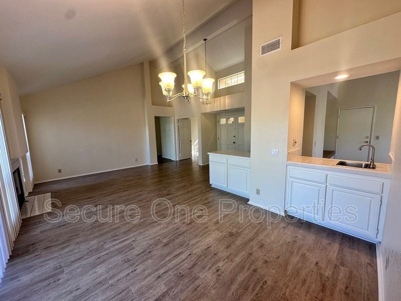 4539 Mcbeth Ct - Photo 6 of 39