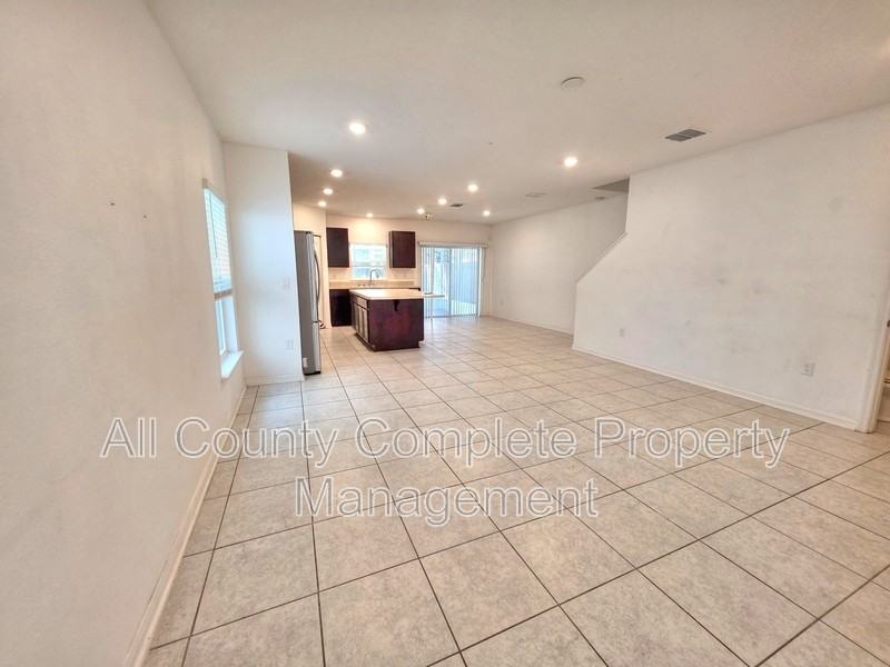 734 Bent Baum Rd - Photo 3 of 26