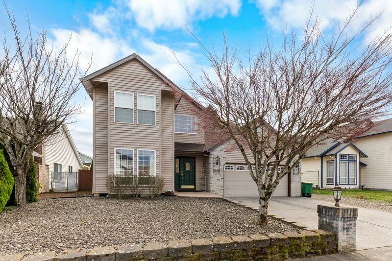 700 Sw 27th Way - Photo 2 of 30