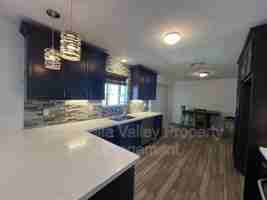 featured image of 41-745 Starlight Ln