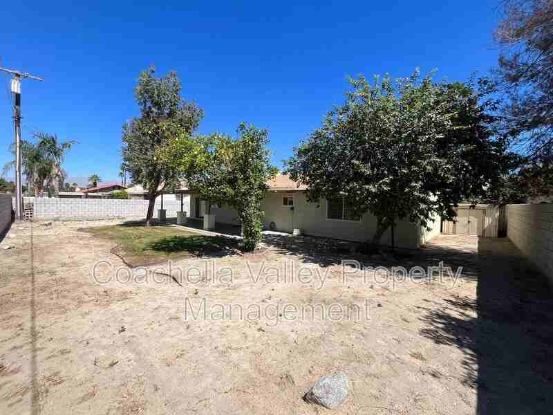 41-745 Starlight Ln - Photo 3 of 34