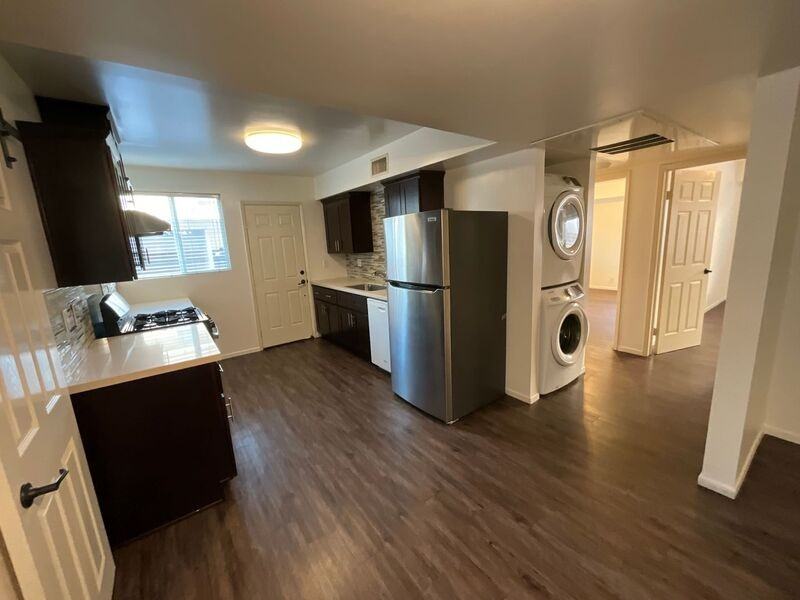 219 California St #3 - Photo 5 of 21