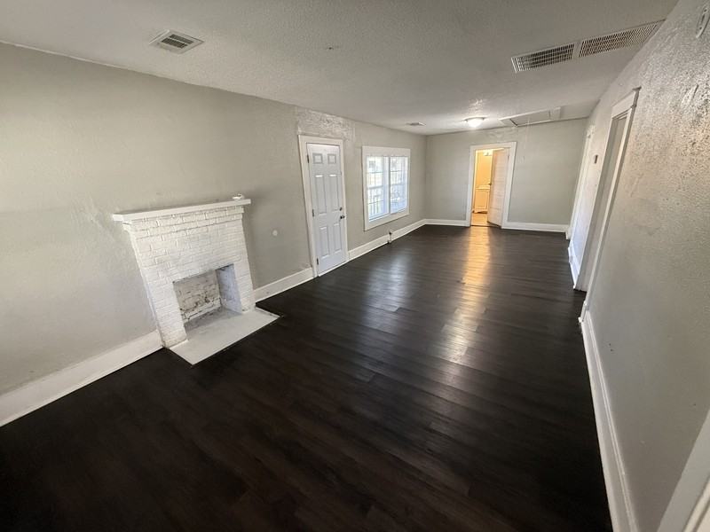 728 N Holmes St - Photo 5 of 21