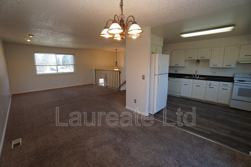 8589 W Fair Ave - Photo 4 of 26