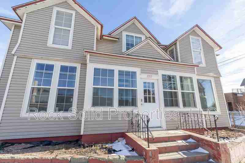 1717 House Ave - Photo 2 of 26