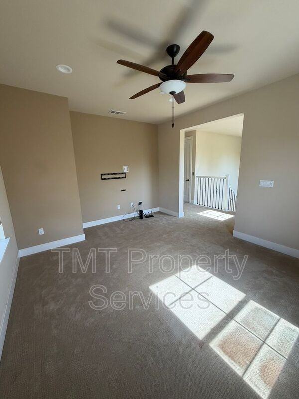 2839 Sevilla Ln - Photo 2 of 22