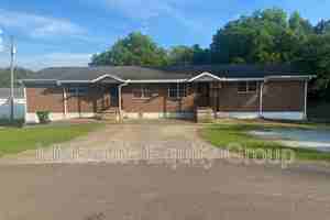 featured image of 127 Northside Ave #113