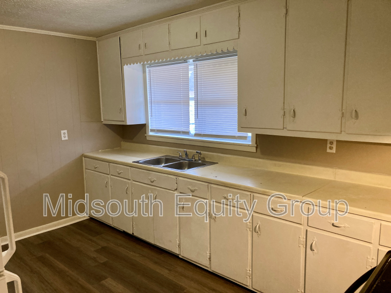 127 Northside Ave #113 - Photo 5 of 18