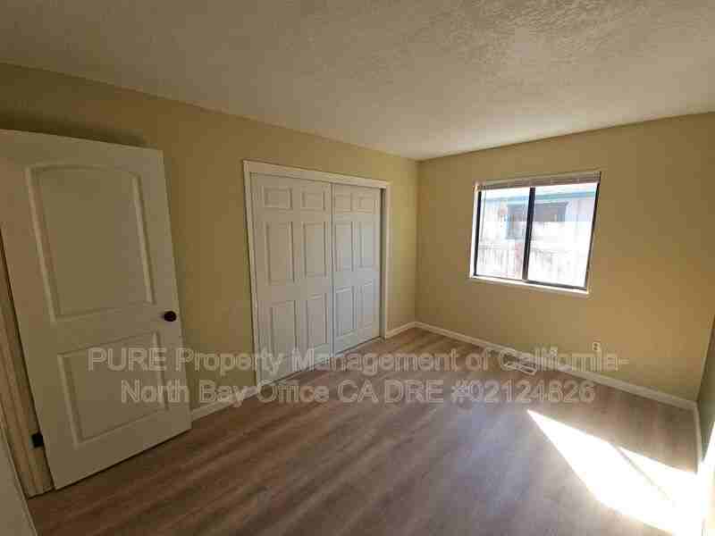 120 Oak Manor Dr - Photo 7 of 21