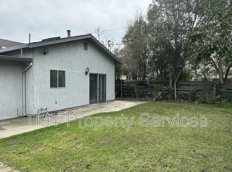 2051 Inman Ave - Photo 2 of 18